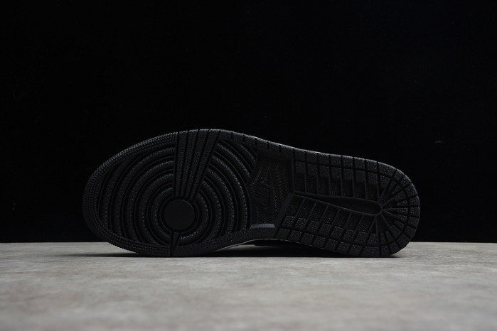 air jordan 1 retro high black white light smoke grey 555088-035