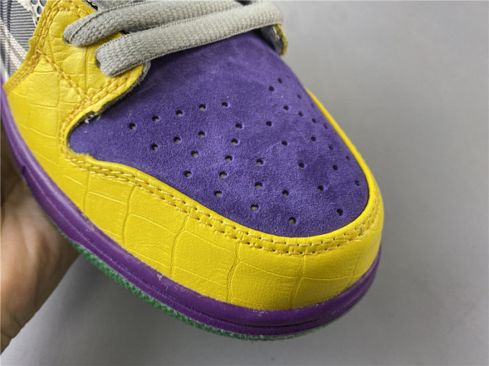 nike duck low pro purple yellow 318403-137