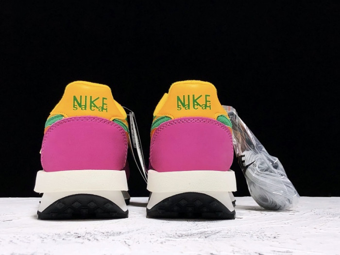 nike ld waffle sacai pine green bv0073-301