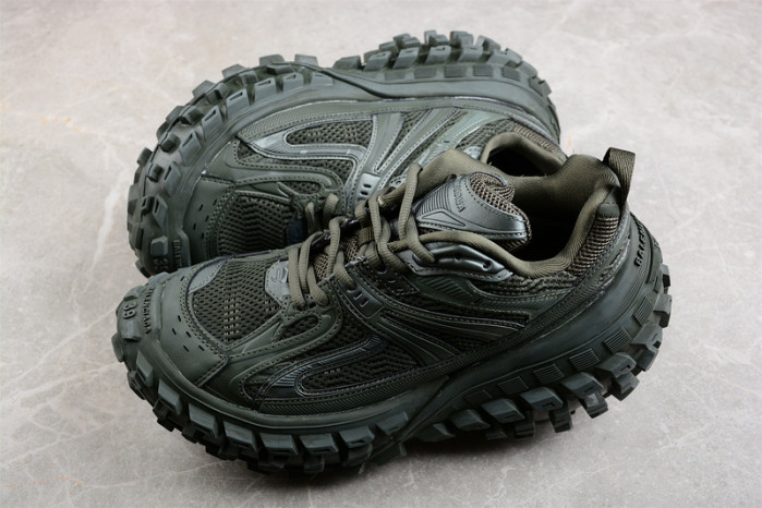 blcg defender rubber platform sneakers 685611 w2ra6 3000