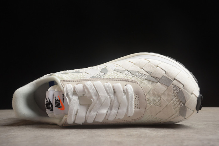 sacai x nike waffle woven green gusto dr5209 100