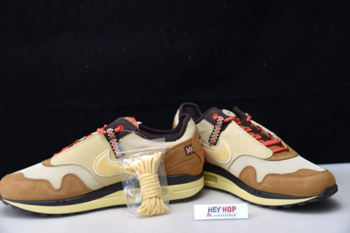 travis scott x nike air max 1 “wheat” do9392-701