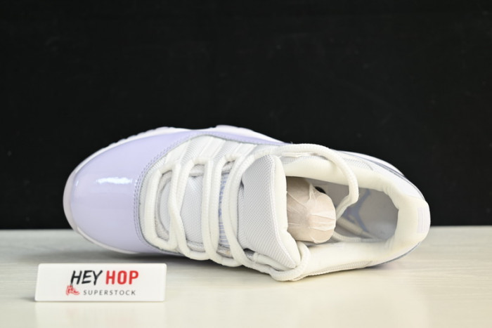air jordan 11 retro low pure violet (w) ah7860-101