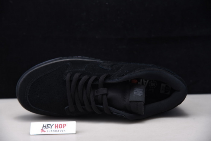 undefeated x nike dunk low 