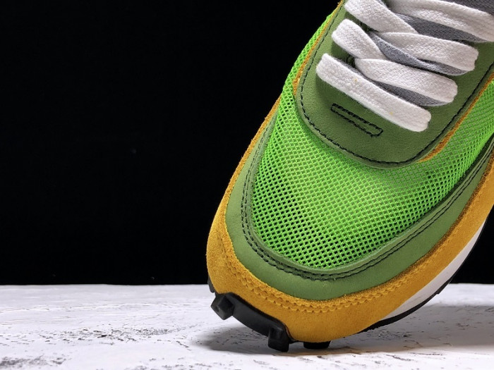 nike ld waffle sacai green multi bv0073-300