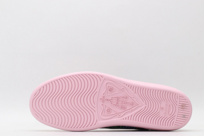 G*u*i ace embroidered low-top sneaker 610085 h2020 1115