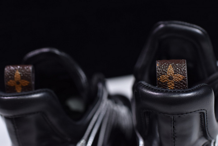 louiv archlight sneaker