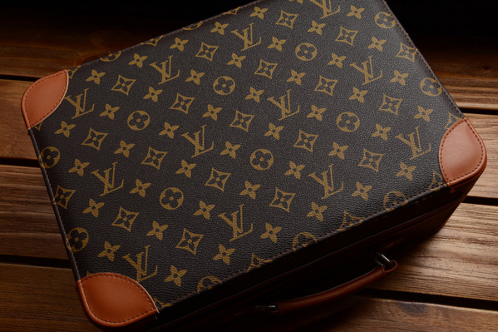 air jordan 1 ow aq0818-158 (with case)